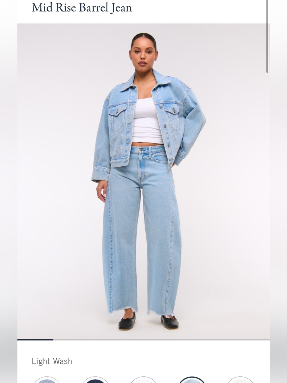 Abercrombie & Fitch Light Blue barrel jeans size 30 (10) NEW WITH TAGS